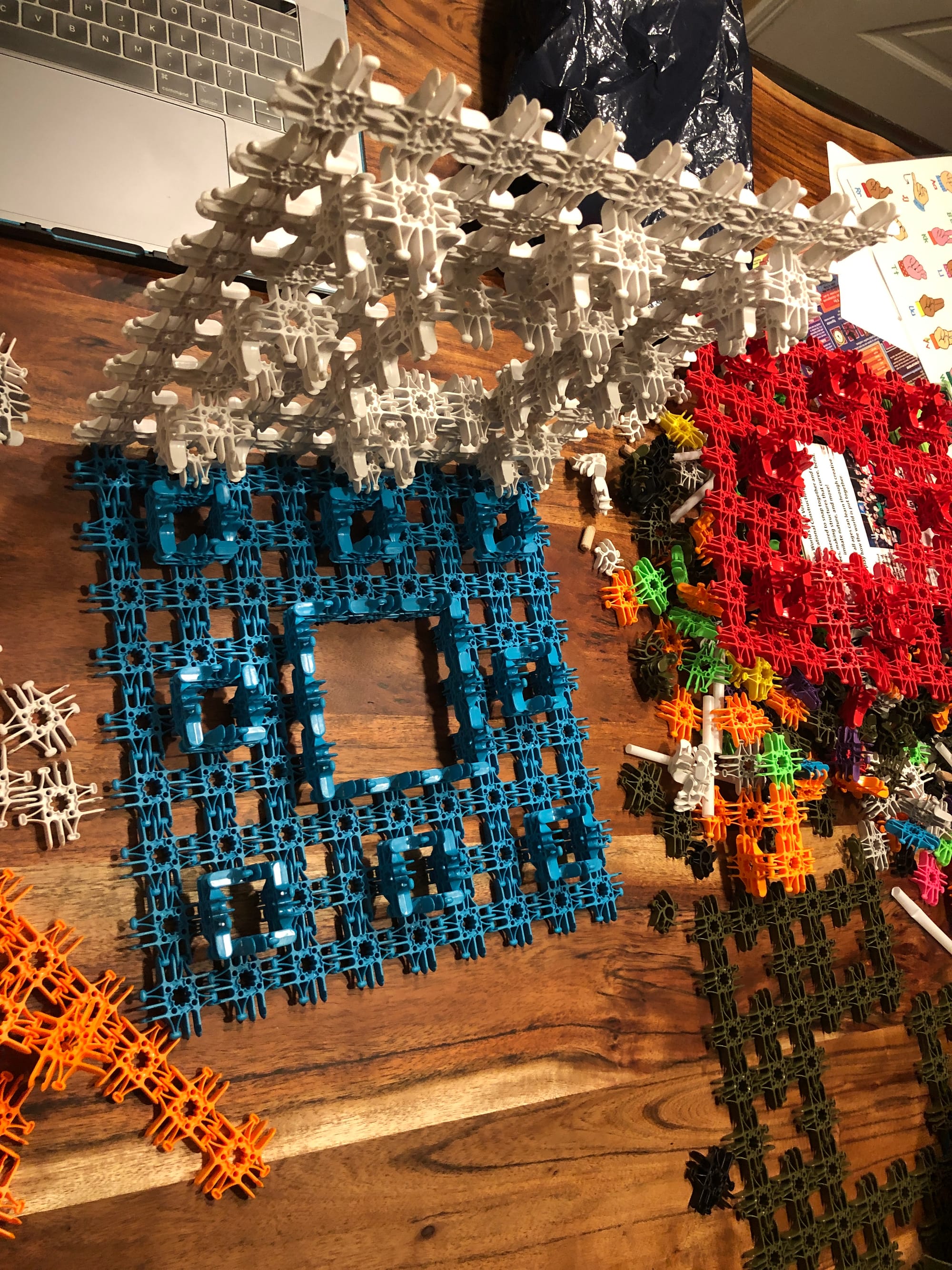 build process of the larger menger cube